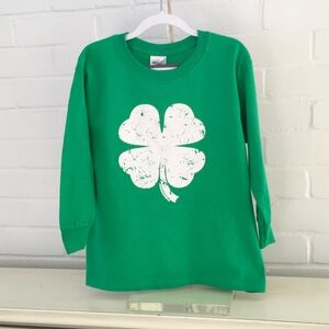 Gildan Boys Youth Size S Gildan Green Cotton Long Sleeve St. Patrick’s Day Tee